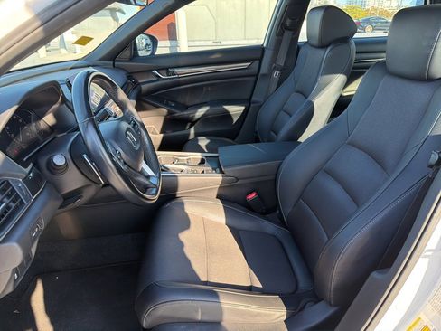 Used 2022 Honda Accord Sport image 10