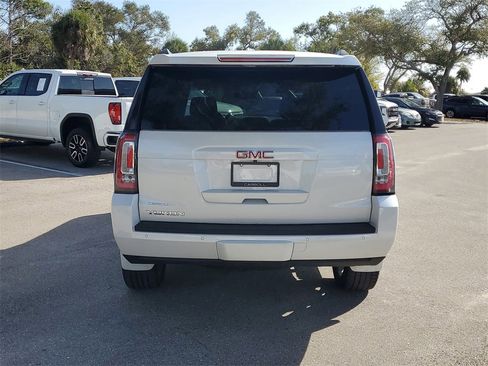 Used 2019 GMC Yukon SLT image 5