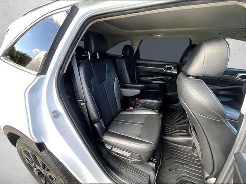 Used 2022 Kia Sorento SX FWD image 29