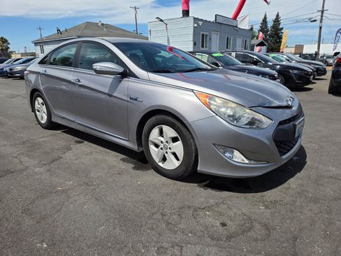 Used 2012 Hyundai Sonata Hybrid FWD image 5
