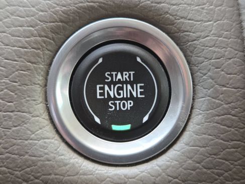 Used 2022 GMC Yukon Denali AWD/4WD image 11