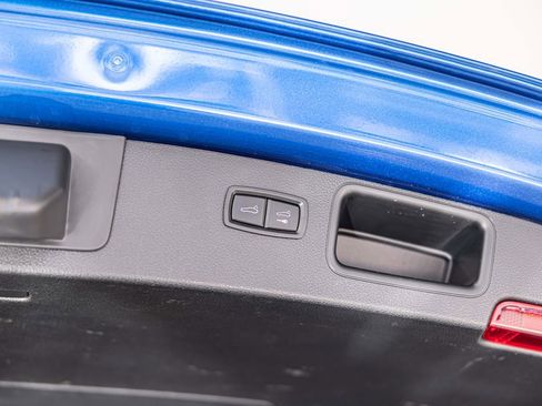 Used 2021 Porsche Macan S image 17