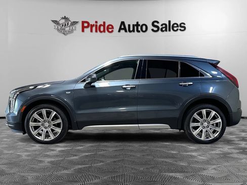 Used 2019 Cadillac XT4 Premium Luxury image 4