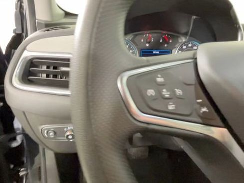 Used 2024 Chevrolet Equinox LS w/ LS Convenience Package FWD image 20