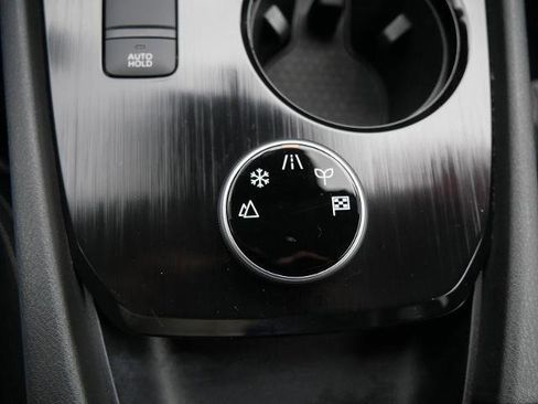 Certified 2021 Nissan Rogue SV image 28