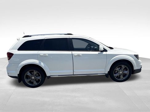 Used 2015 Dodge Journey Crossroad w/ Flexible Seating Group FWD image 5