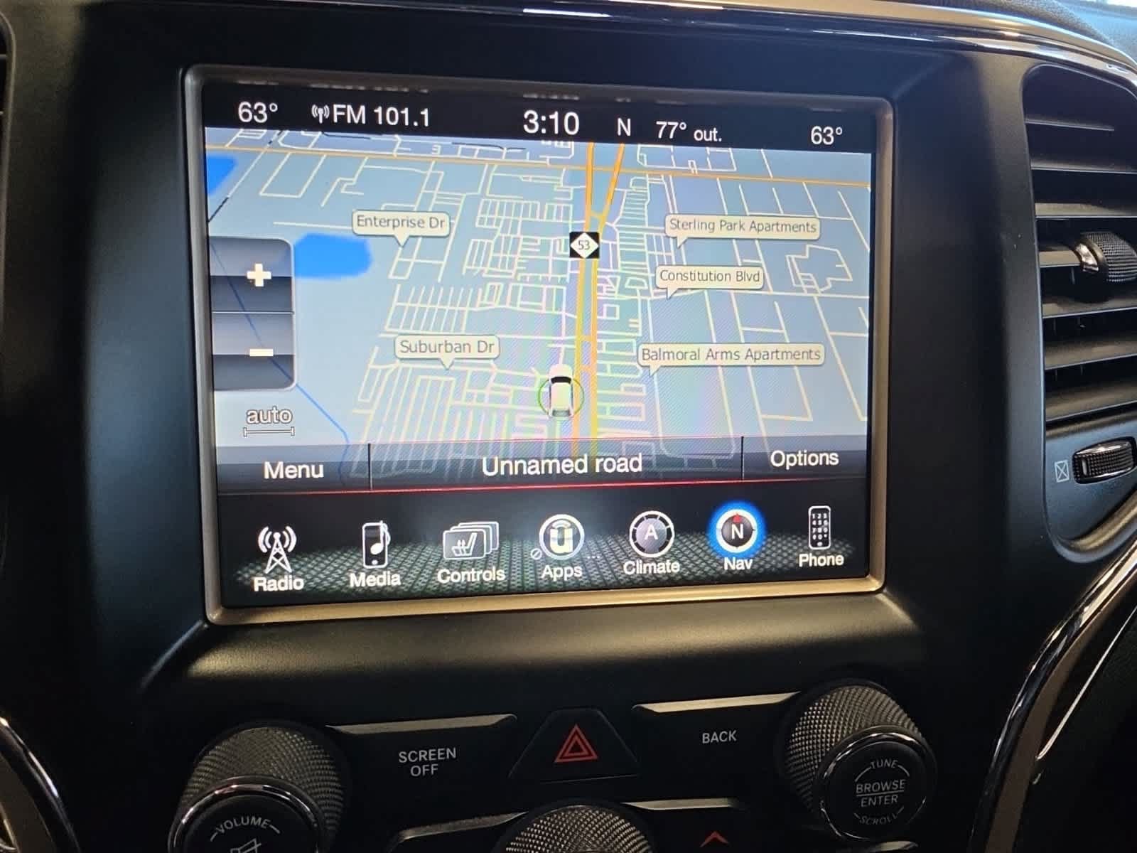 Used 2015 Jeep Grand Cherokee Overland w/ Advanced Technology Group AWD/4WD image 29