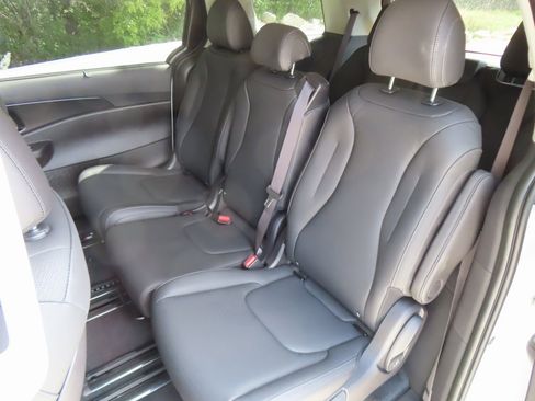 New 2026 Kia Carnival SX Prestige image 26