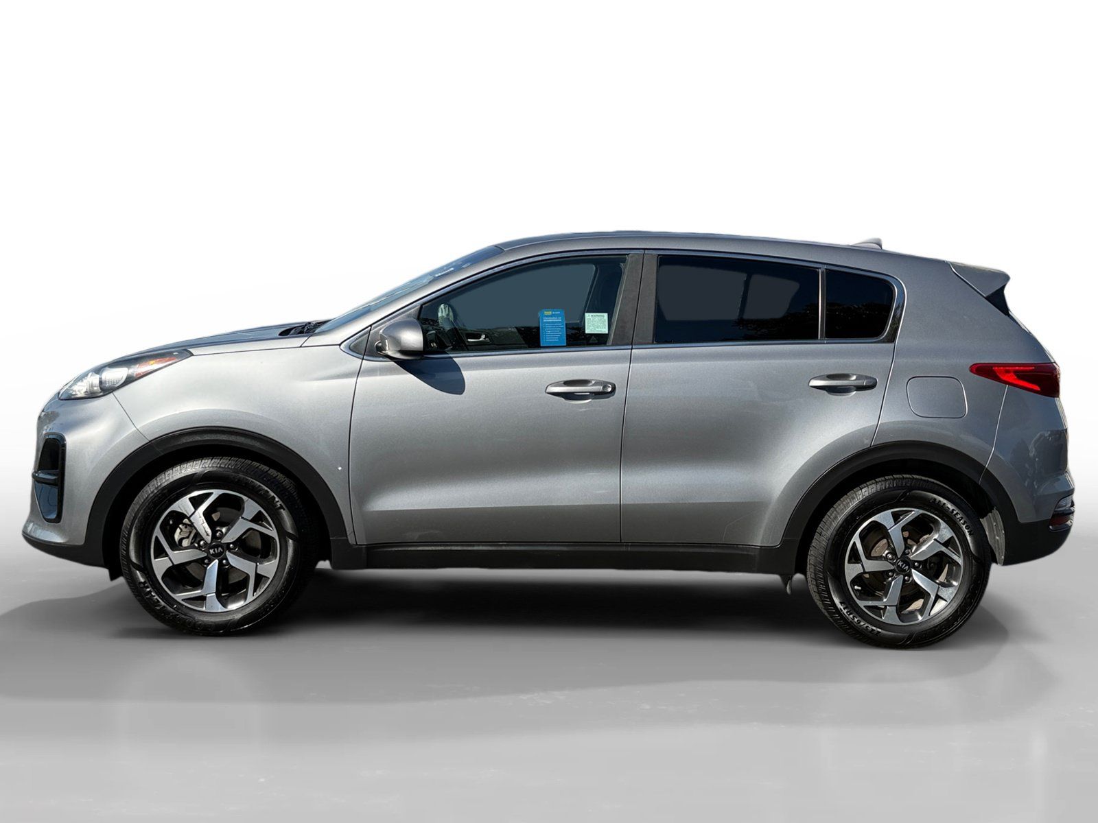 Used 2020 Kia Sportage LX FWD image 2
