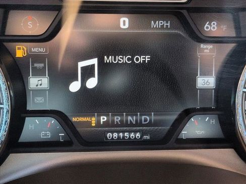 Used 2019 RAM 1500 Limited w/ Off Road Group image 11