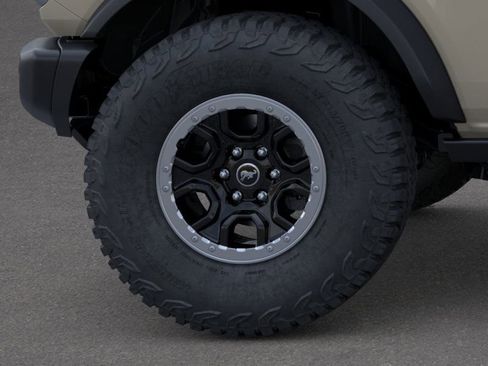 New 2026 Ford Bronco Badlands image 21