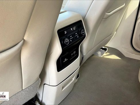 Used 2023 GMC Acadia Denali w/ Denali Ultimate Package image 34