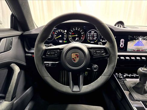 Used 2022 Porsche 911 GT3 RWD image 17