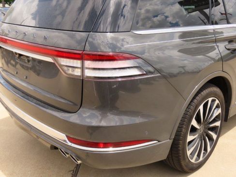 Used 2023 Lincoln Aviator Black Label Grand Touring w/ Class IV Trailer Tow Package image 10