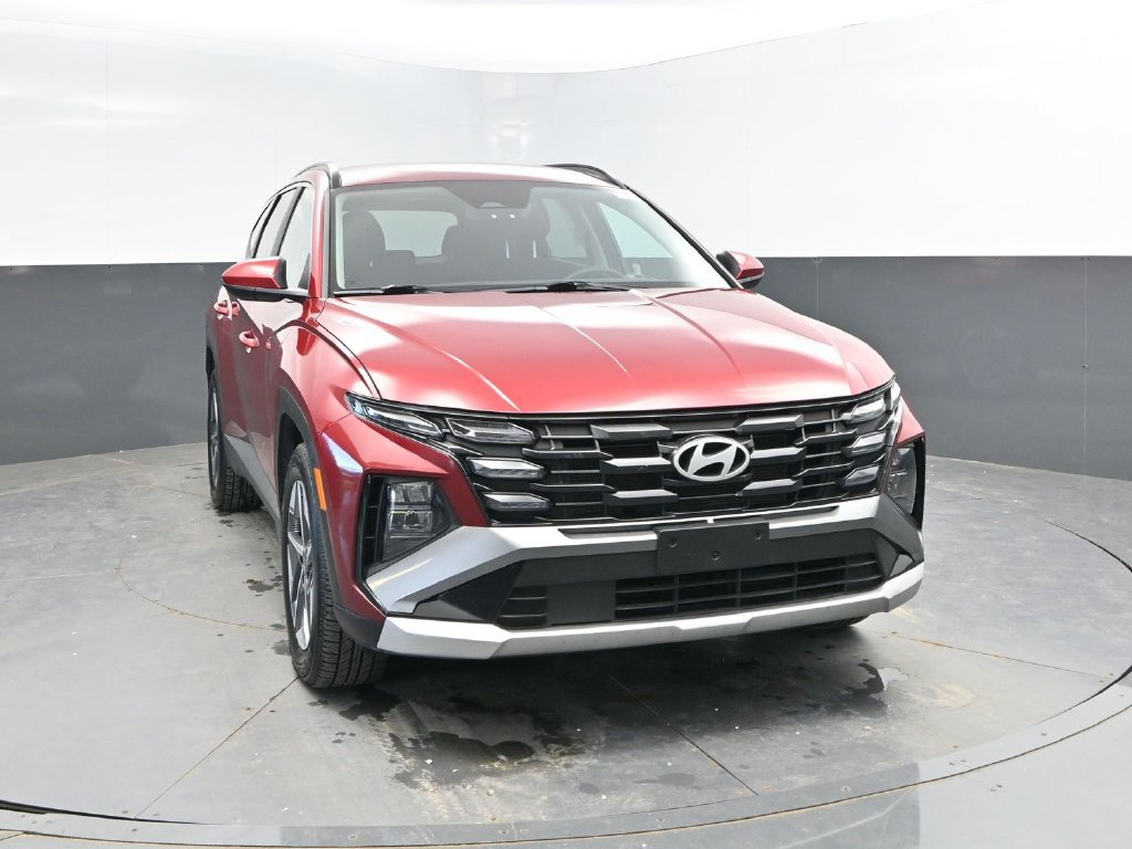 Used 2025 Hyundai Tucson SEL FWD image 2