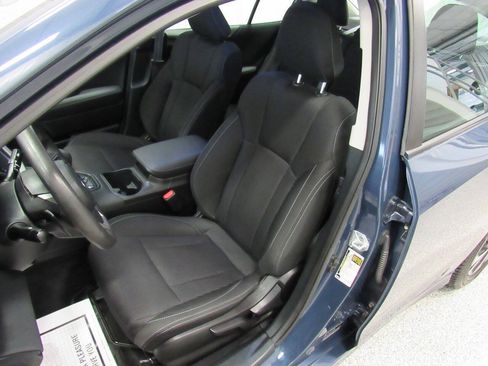 Used 2025 Subaru Legacy AWD/4WD image 28