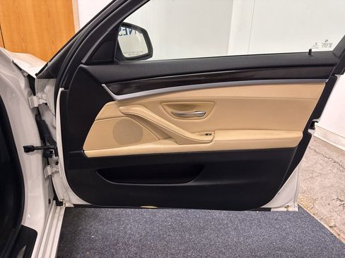 Used 2016 BMW 528i xDrive Sedan AWD/4WD image 16