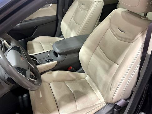 Used 2017 Cadillac XT5 Luxury w/ Driver Awareness Package image 25