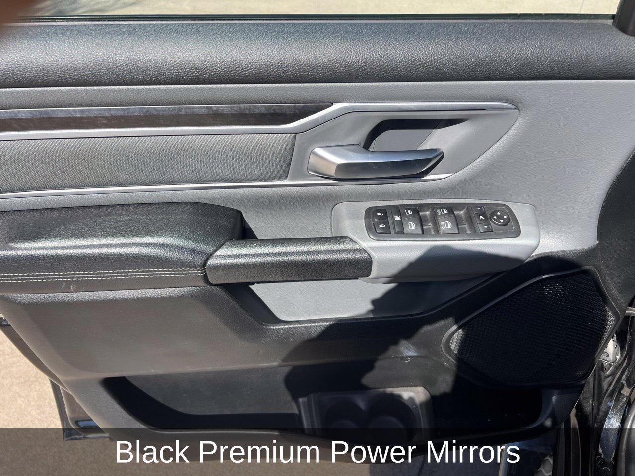 Used 2020 RAM 1500 Lone Star RWD image 11