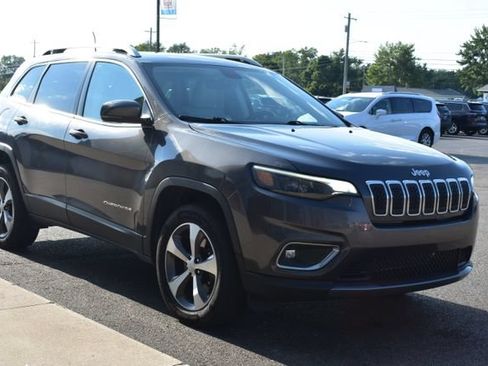 Used 2021 Jeep Cherokee Limited w/ Sun & Sound Group AWD/4WD image 12