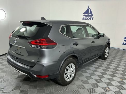 Used 2020 Nissan Rogue S image 6
