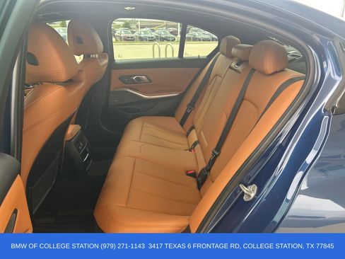 Certified 2023 BMW 330i Sedan w/ Premium Package image 5