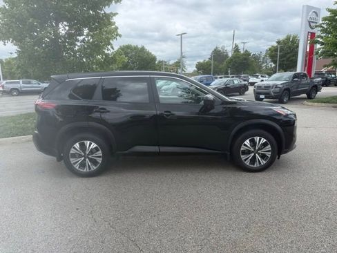 Used 2023 Nissan Rogue SV AWD/4WD image 7