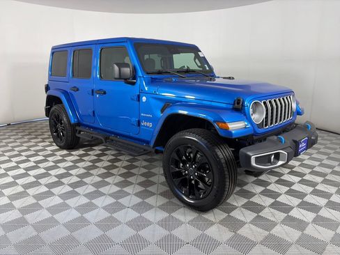 Used 2024 Jeep Wrangler Unlimited Sahara AWD/4WD image 1