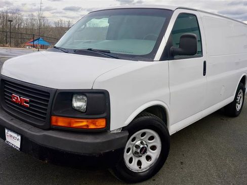 Used 2010 GMC Savana 1500 image 33