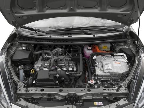 Used 2018 Toyota Prius C One w/ Carpet Mat Package FWD image 13
