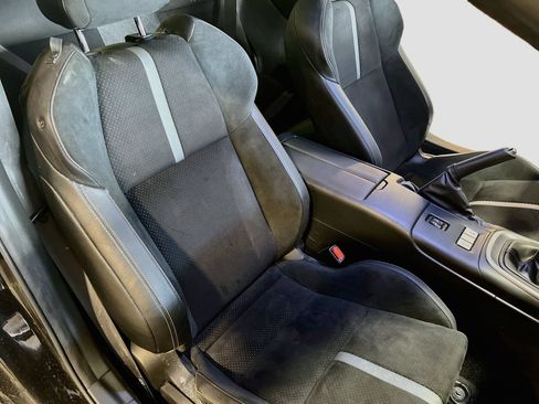 Used 2025 Toyota GR86 Premium w/ Performance Package RWD image 25