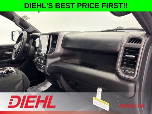 New 2026 RAM 1500 Classic Warlock image 15