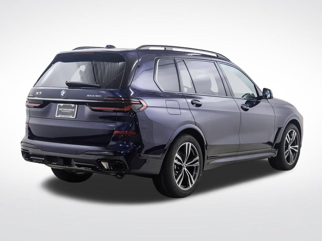 Used 2027 BMW X7 xDrive40i w/ M Sport Package AWD/4WD image 5