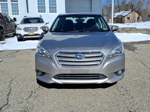 Used 2017 Subaru Legacy 2.5i Premium image 3