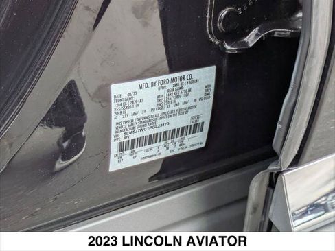Certified 2023 Lincoln Aviator Reserve RWD image 26