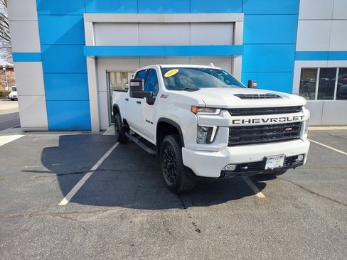 Used 2023 Chevrolet Silverado 2500 LTZ w/ LTZ Plus Package image 3