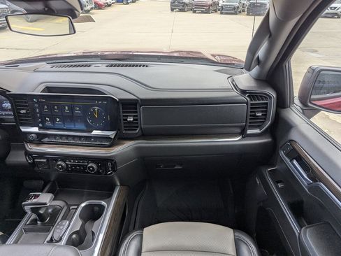 Used 2023 Chevrolet Silverado 1500 RST w/ Convenience Package II image 4