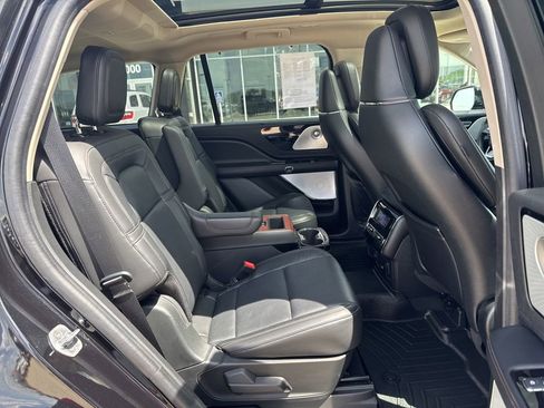 Used 2023 Lincoln Aviator Reserve w/ Equipment Group 201A AWD/4WD image 34