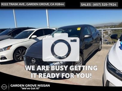 Certified 2025 Nissan Sentra S