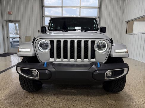 Used 2023 Jeep Wrangler Unlimited Sahara w/ Cold Weather Group image 44