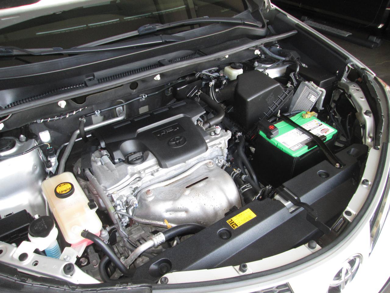 Used 2014 Toyota RAV4 XLE AWD/4WD image 24