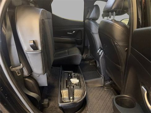 Used 2025 Hyundai Santa Cruz SEL image 13