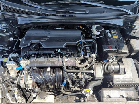 Certified 2026 Hyundai Elantra SE FWD image 20