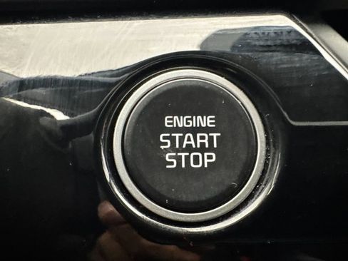 Used 2024 Kia Seltos S image 21