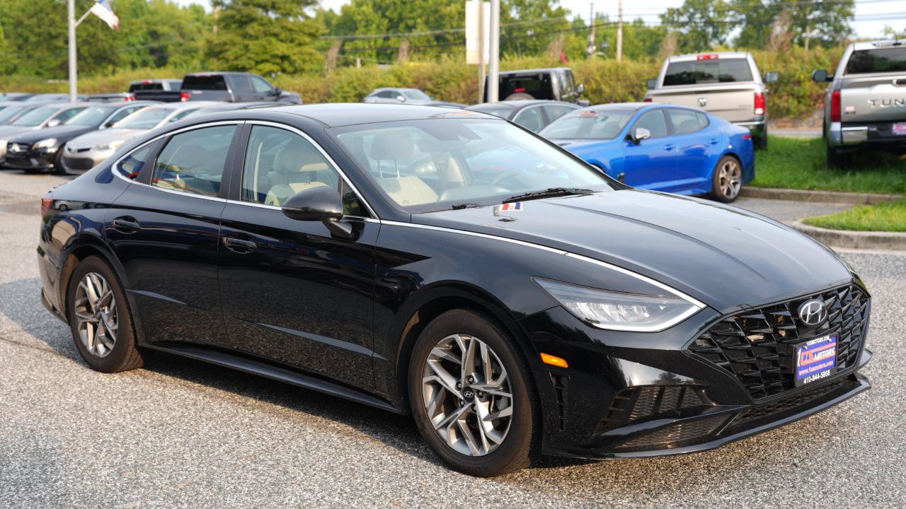 Used 2023 Hyundai Sonata SEL FWD image 3