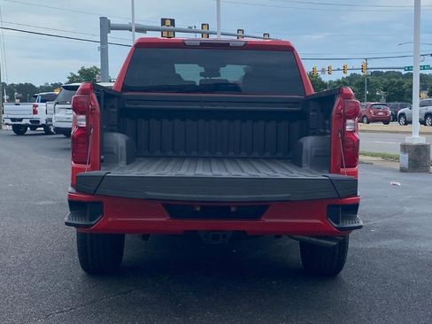 New 2025 Chevrolet Silverado 1500 Custom image 6