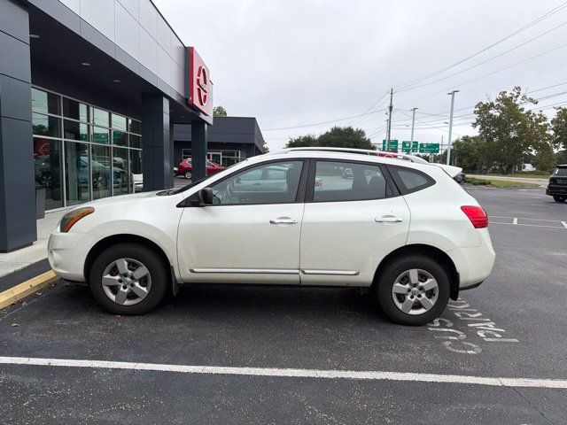 Used 2015 Nissan Rogue S w/ Convenience Package FWD image 2