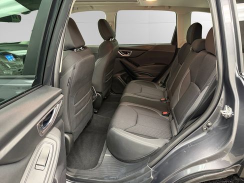 Used 2021 Subaru Forester Premium image 13