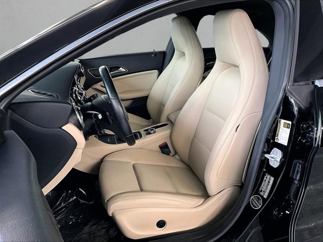 Used 2016 Mercedes-Benz CLA 250 image 27