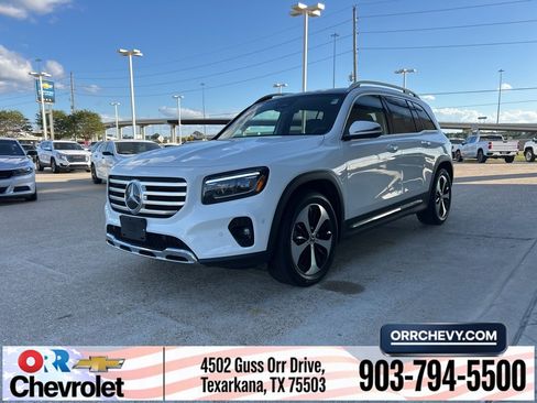 Used 2024 Mercedes-Benz GLB 250 image 1